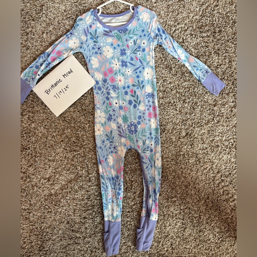 Little Sleepies Magical Meadows Crescent Zippy